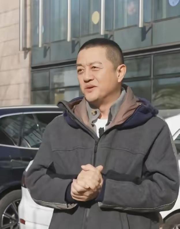 李亚鹏不享有嫣然医院经济回报这年头很多人随便开个诊所都能赚几套房子，李亚鹏开医院