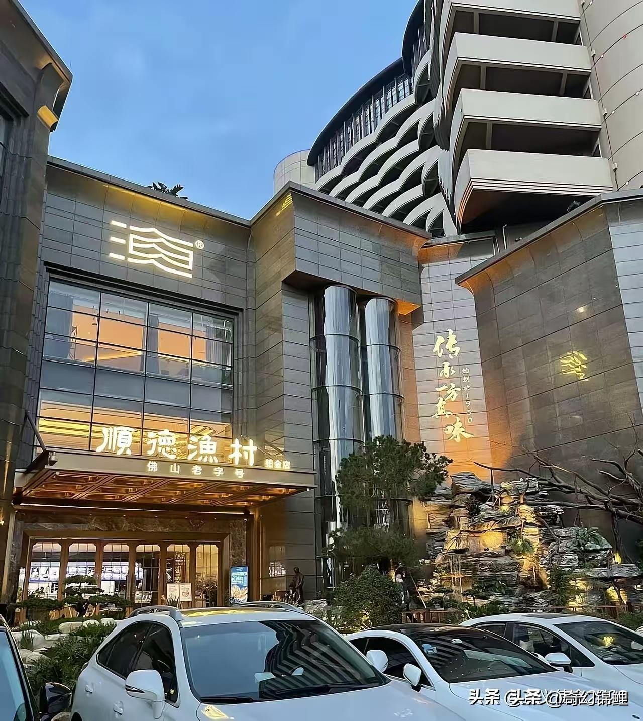 这家渔村火了！

老板做梦都没想到，他招聘的门口保安一句话，让他硬生生把他苦心经
