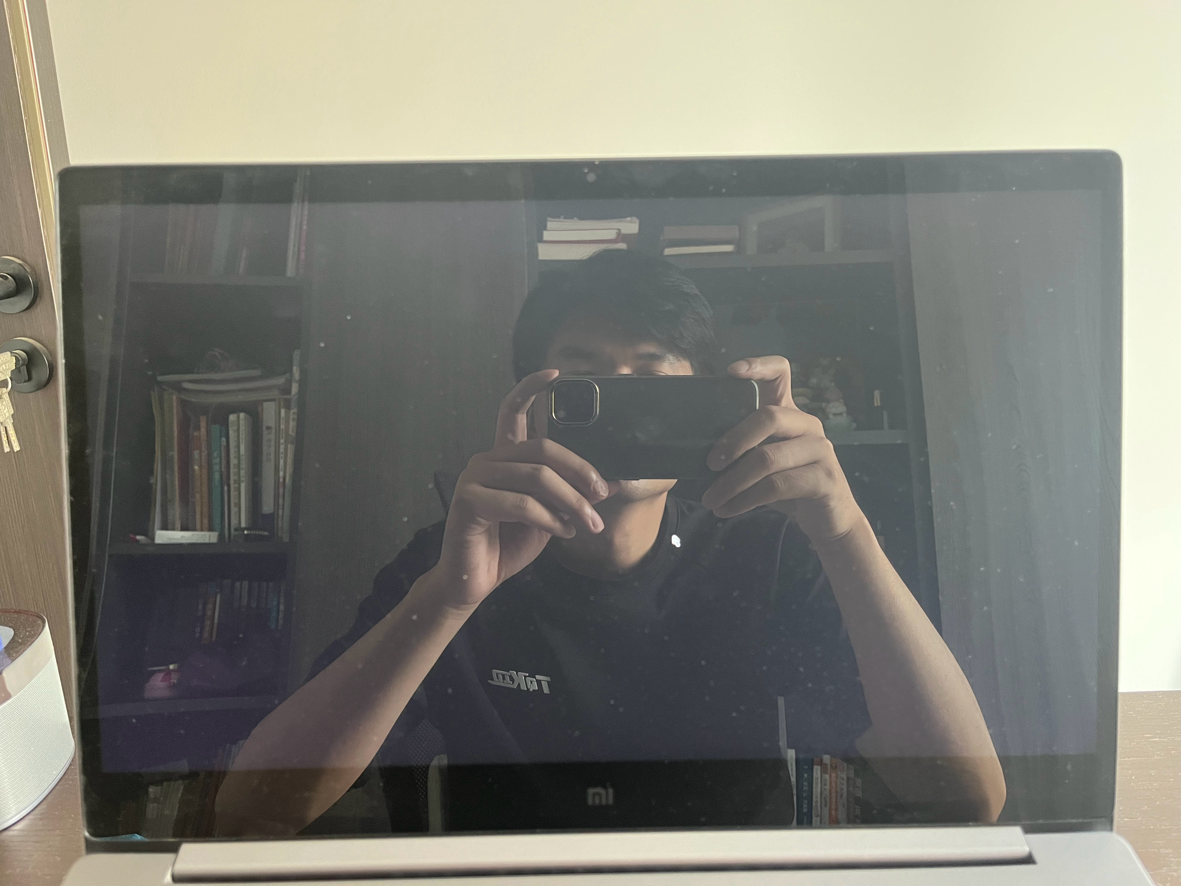 重启后正常，用不到一分钟，又黑屏，然后蓝屏。小米笔记本 ​​​