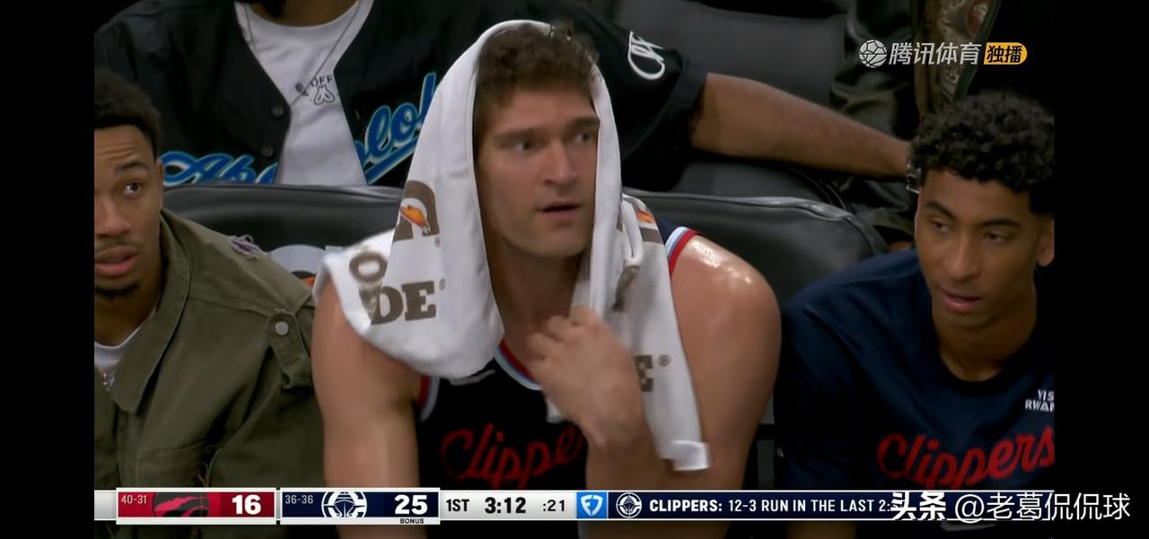 快船老将洛佩兹高度称赞队友伦纳德！在今天快船主场以119：94大胜猛龙的赛后采访