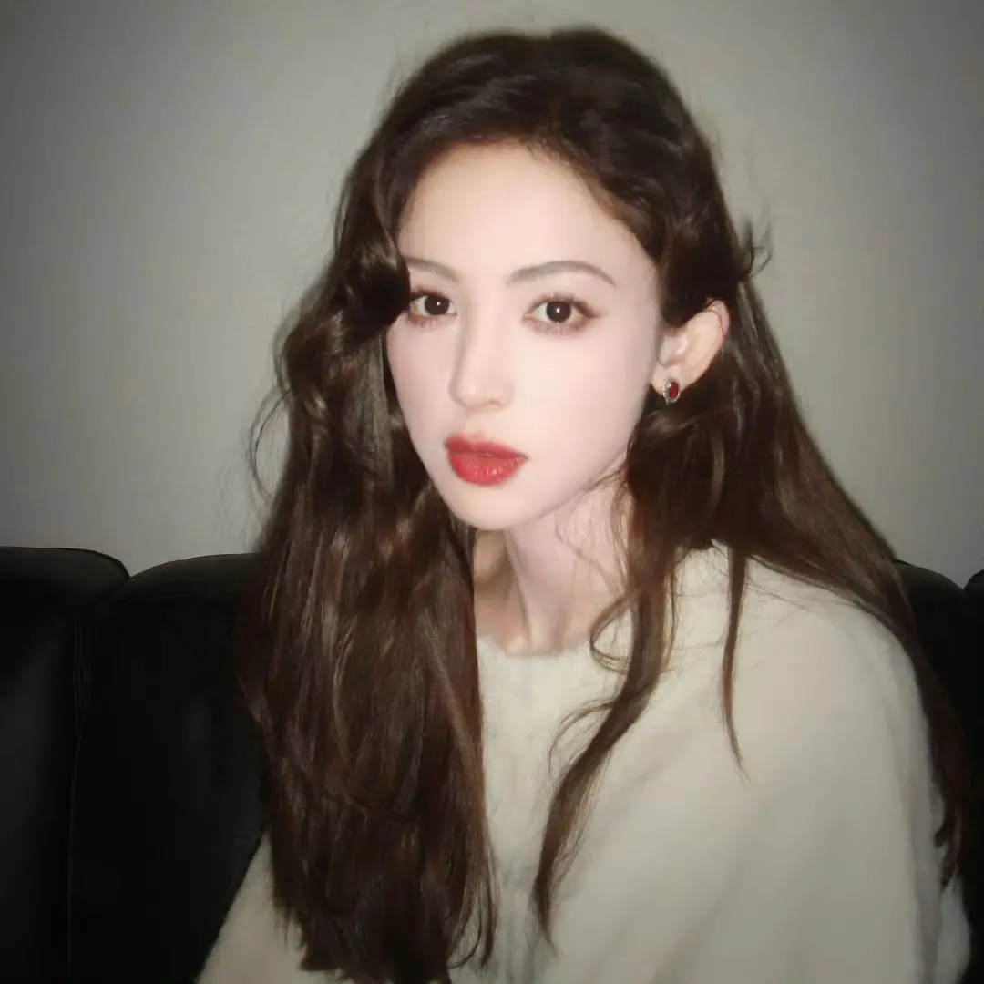 顶级骨相神颜的冲击力