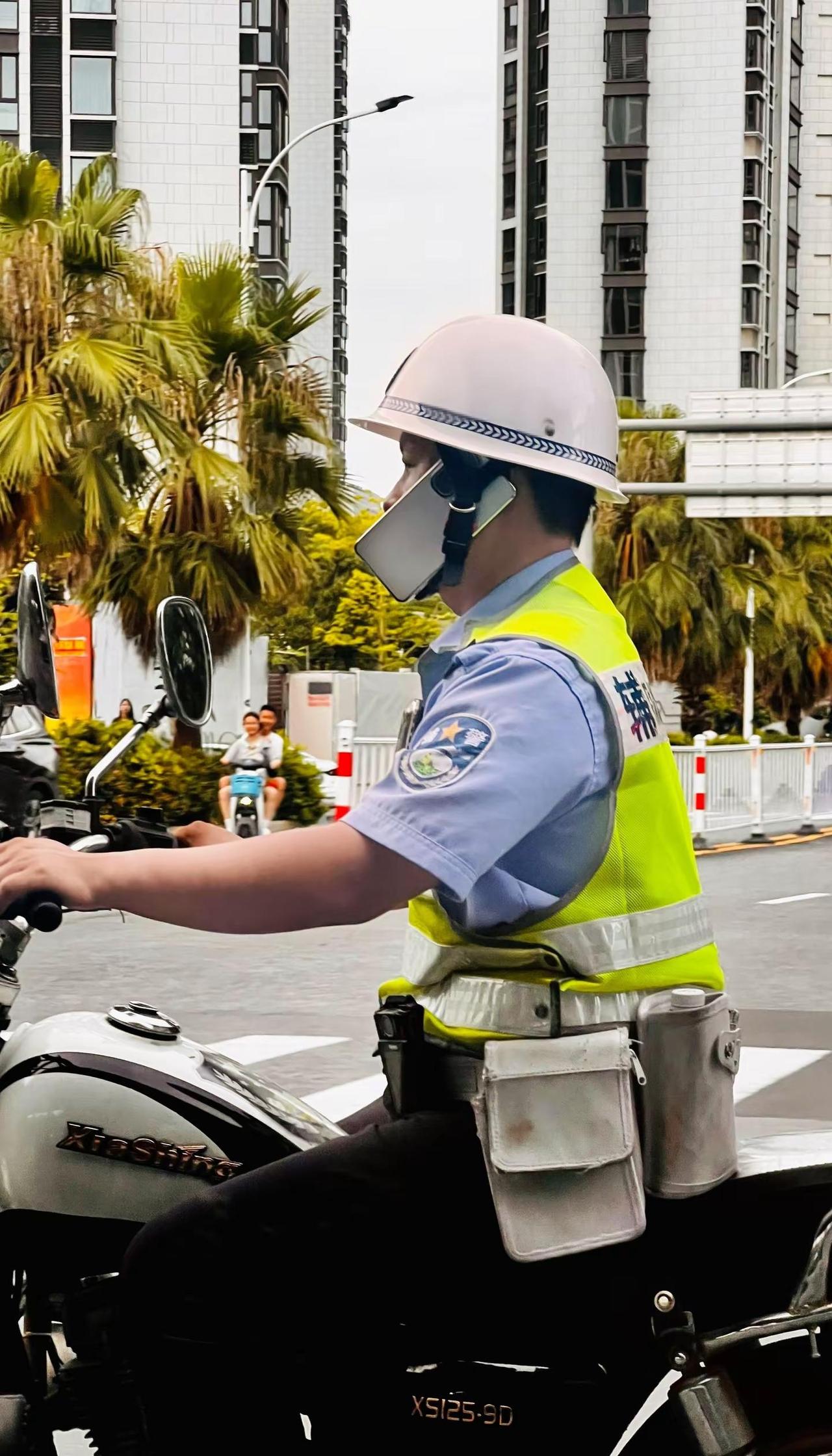 帅是一种感觉。驾驶技巧 遵守交规