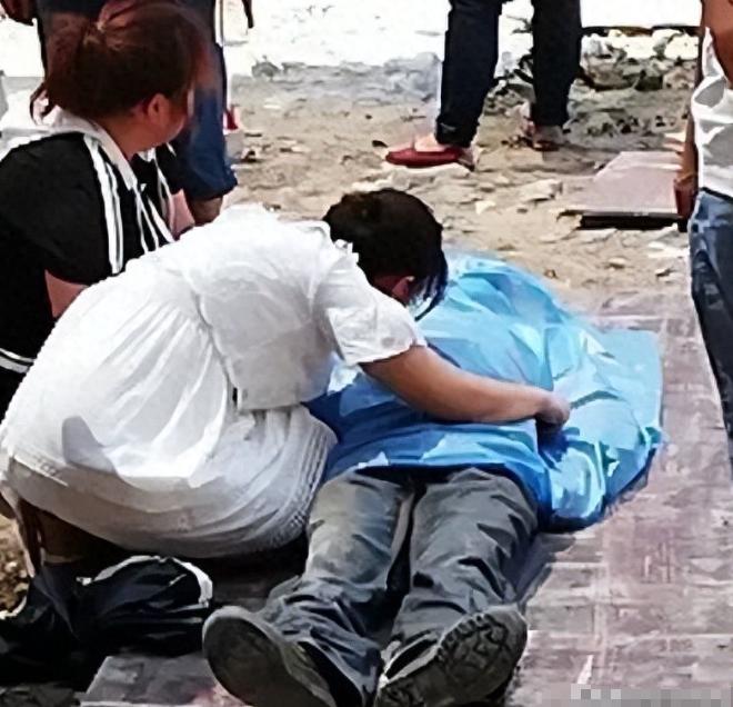 男子入赘到女方家，与妻子育有2个儿子。30余年后，男子不幸坠亡，获赔偿款82万元