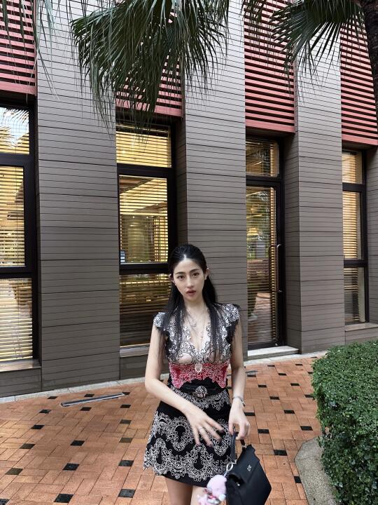 只要你今天快乐 今天就不算浪费 🍃