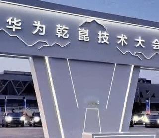 一边是老牌车企攒了几十年的造车底子，底盘稳、质量靠谱，售后质保也放心，刚好解决一