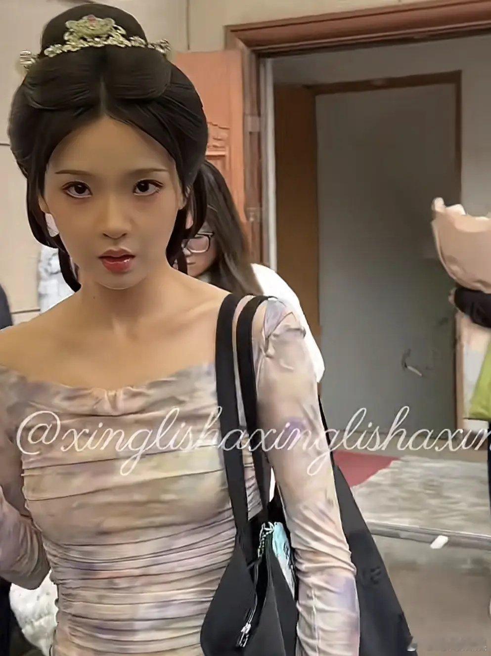 张淼怡这就是稠人多作怪吗？对粉丝的表情都这么可怕 ​​​