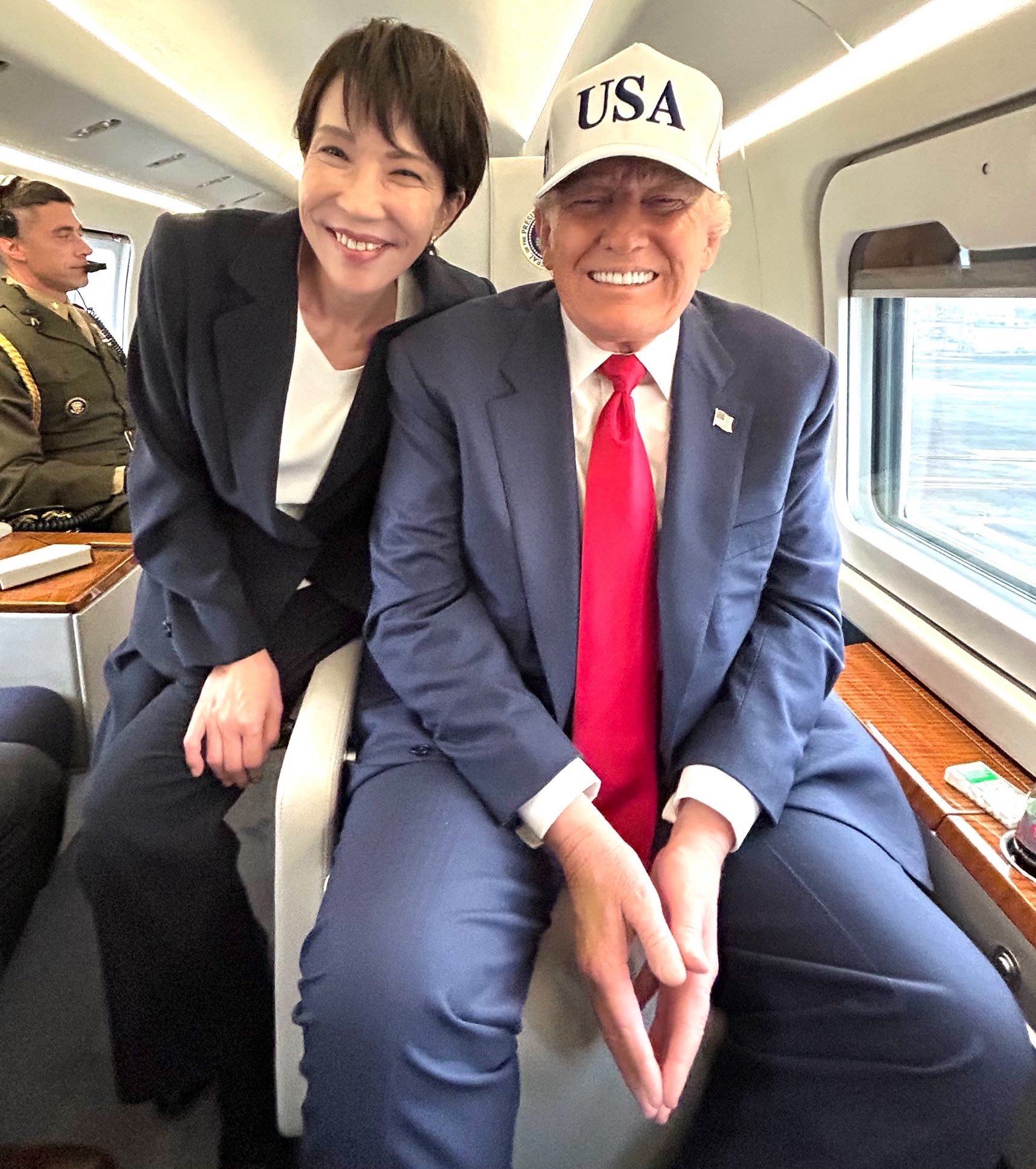 一路讨好[doge][doge][doge] ​​​