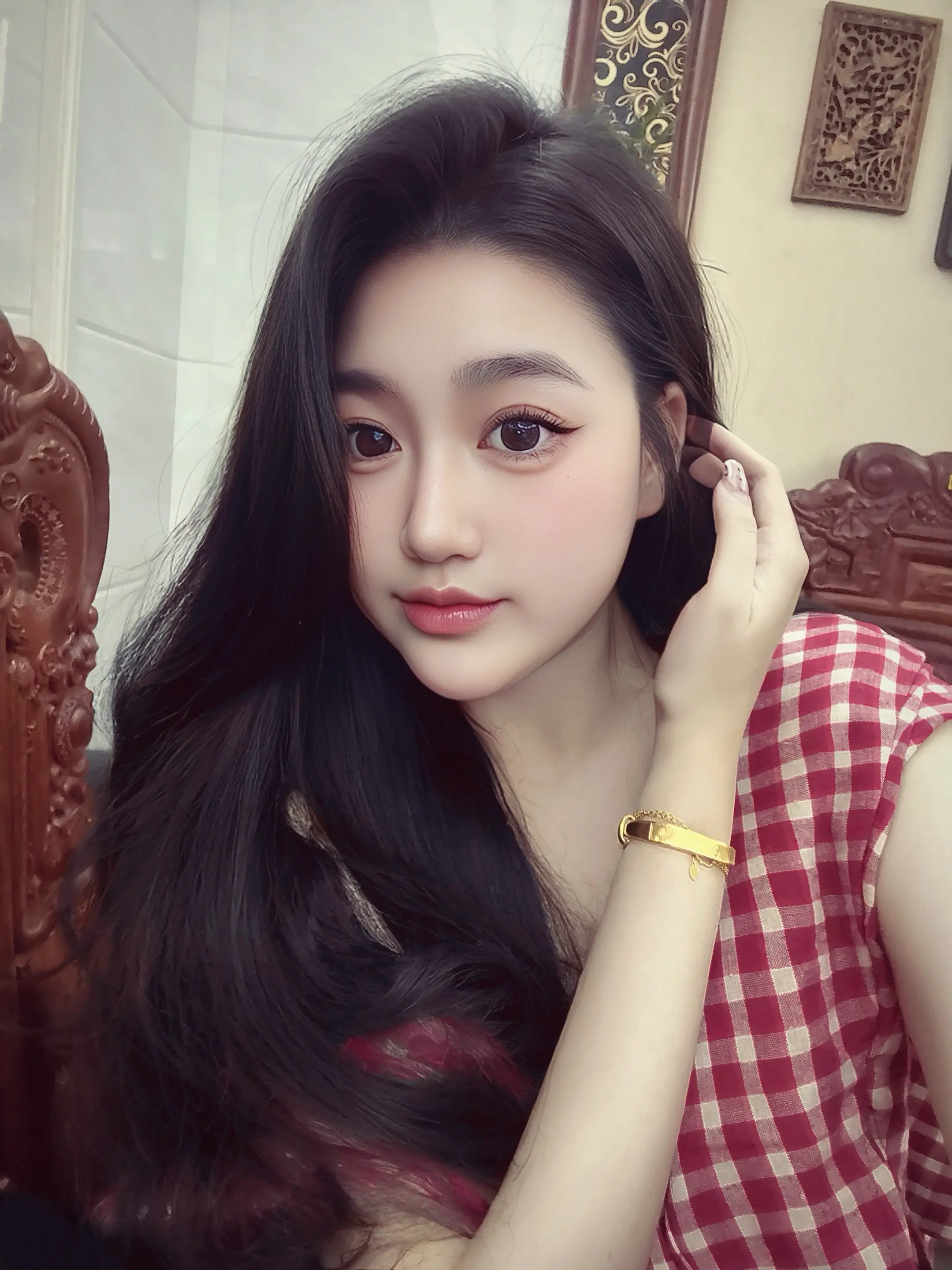 又要漂亮  又要好看  又要高  又要瘦  又要贤惠  又要懂事  还...