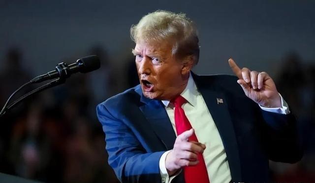 特朗普遭遇耻辱一幕，爱尔兰总理说出了，英国人不敢说的话

3月17日圣帕特里克节