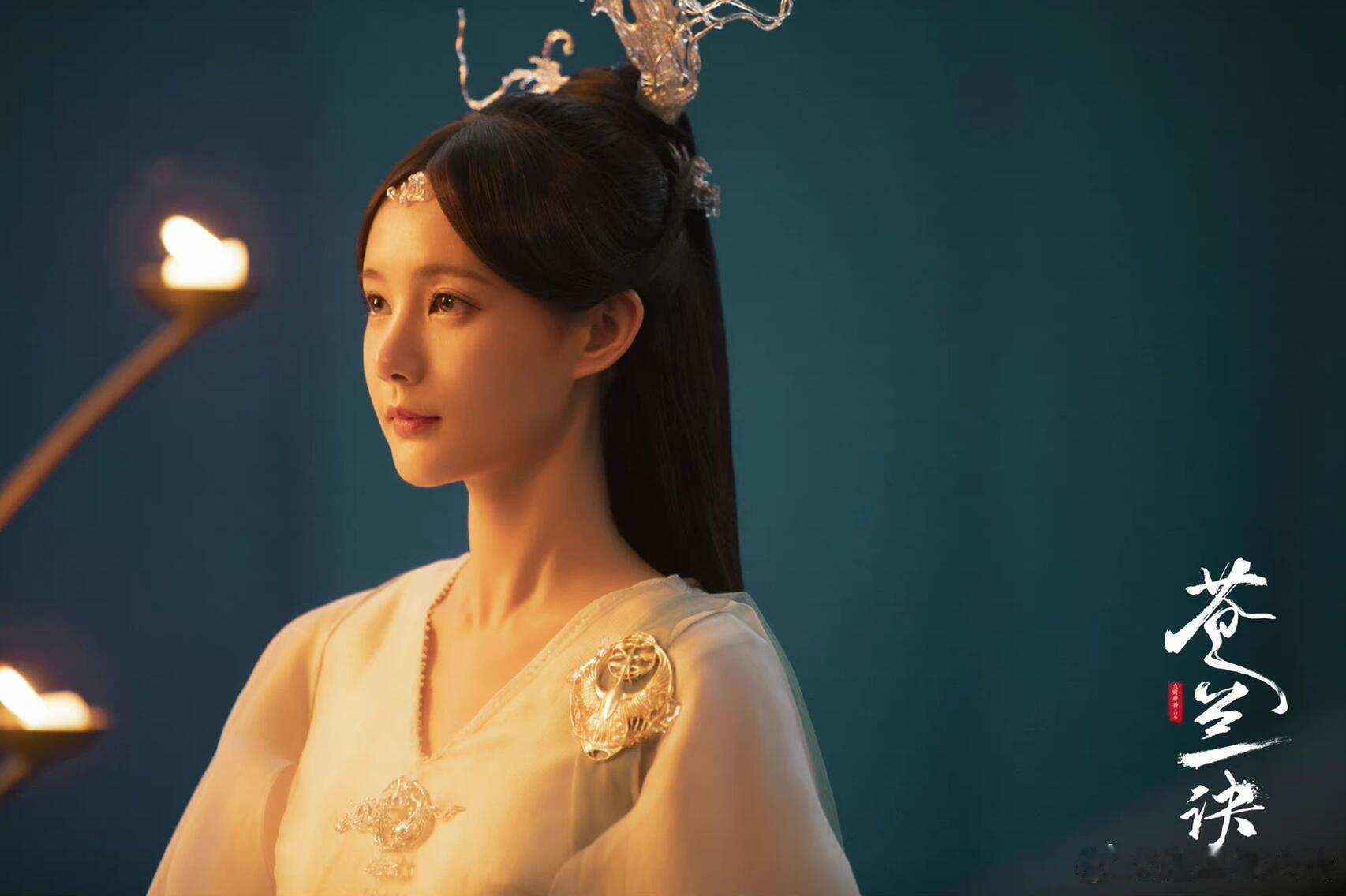 #李一桐第一部仙侠剧# 应该是指李一桐的第一部仙侠女主吧，她之前还演过苍兰诀的司