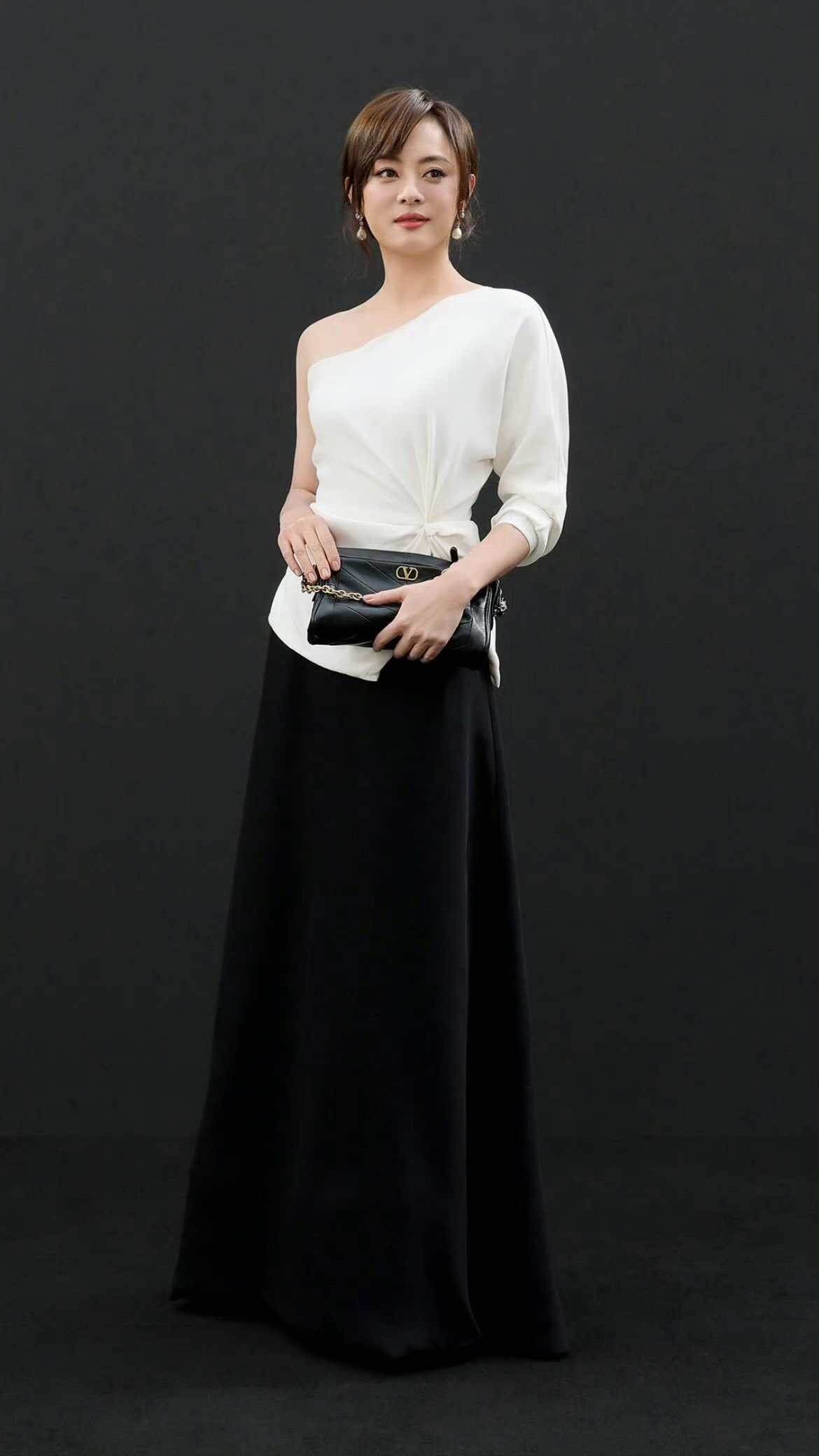 巴黎时装周VALENTINO 2026春夏系大秀官方出图：孙俪、马柏全、宋祖儿、