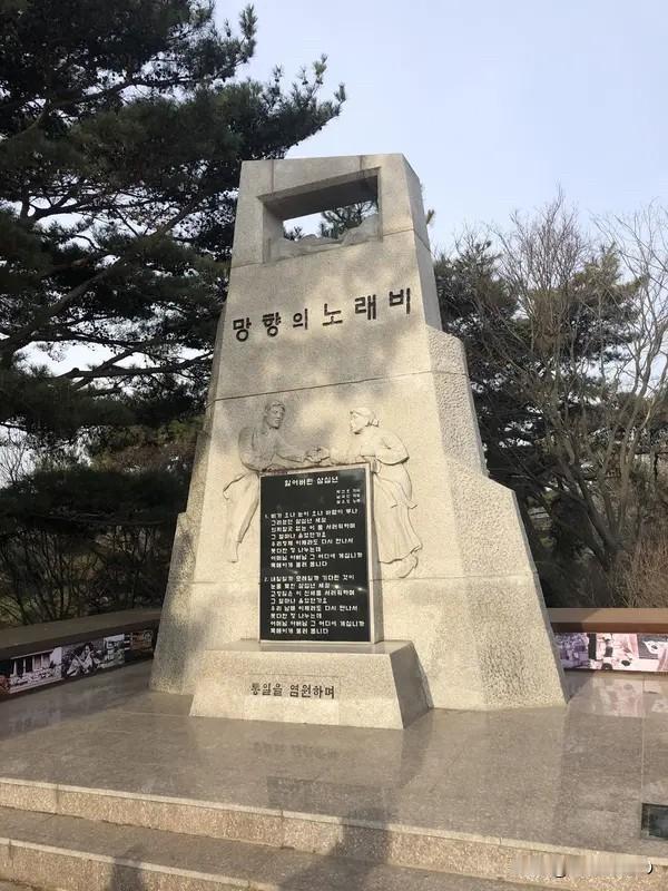 新格局战争；持续持久的战争事态不会停止的。战争的格局规格日趋复杂，日趋严峻；避免