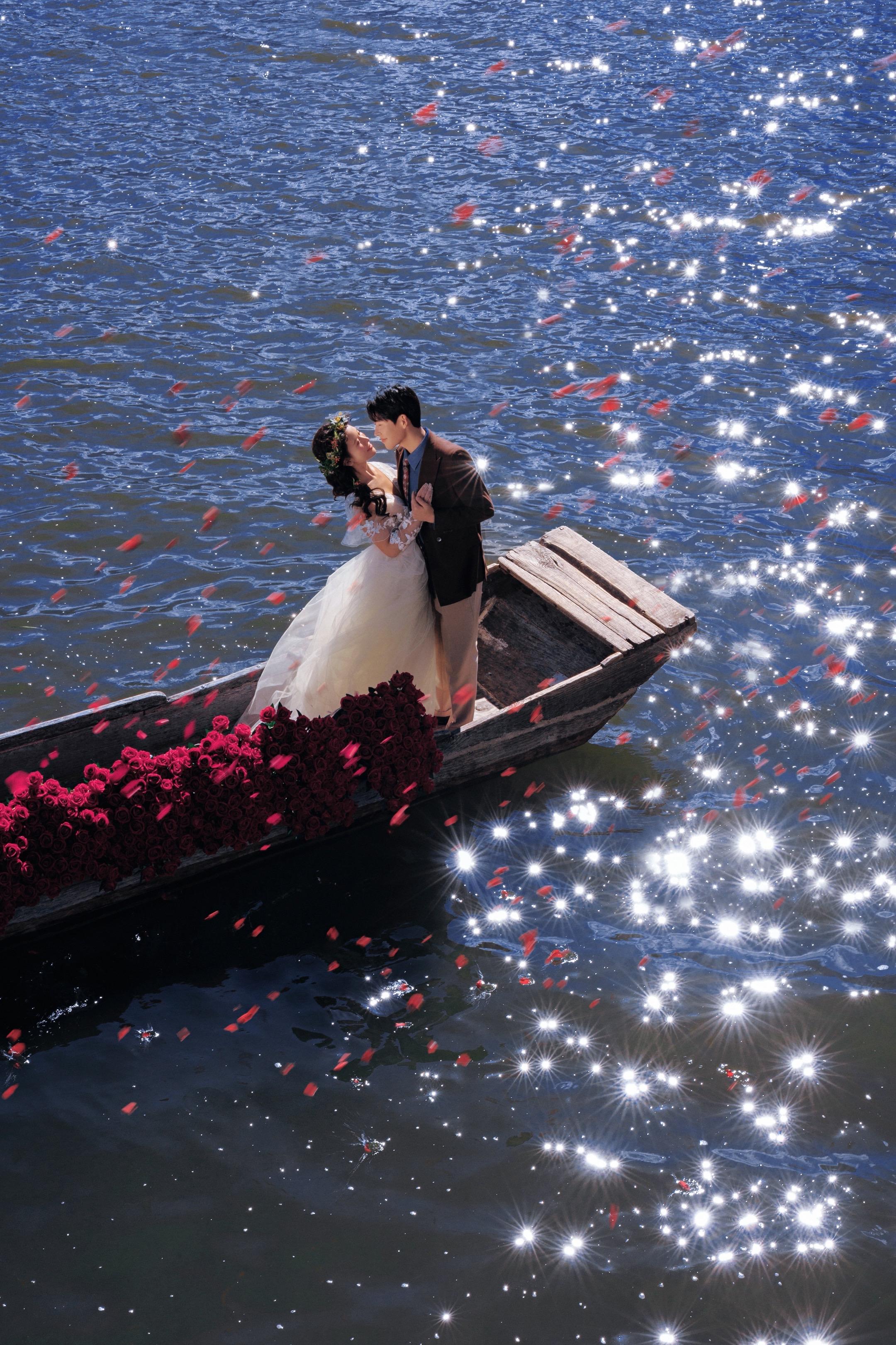 爱意与星河共渡。