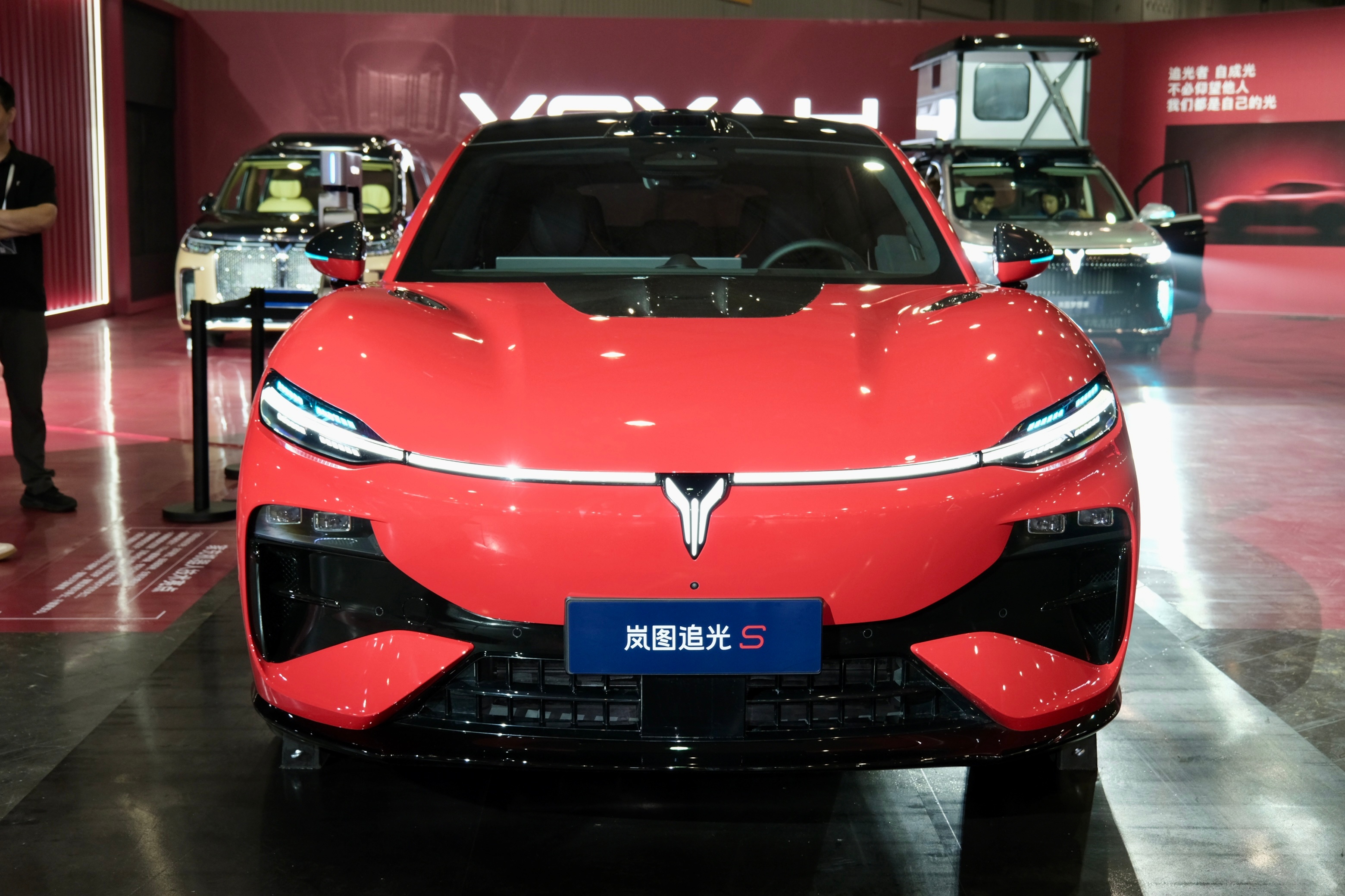 岚图追光S！颜值炸裂的FUV！小米YU7的竞争对手来了！限时权益价22.39万起