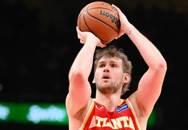 老鹰官方：兰代尔脚踝伤病康复进展顺利，2周后再接受复查
04月17日讯 在职业体