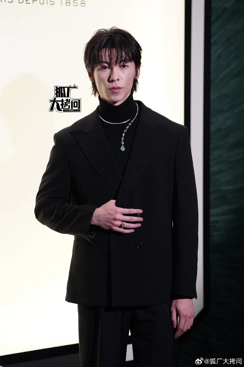 这竟然是许光汉，差点认成了蒋奇明 