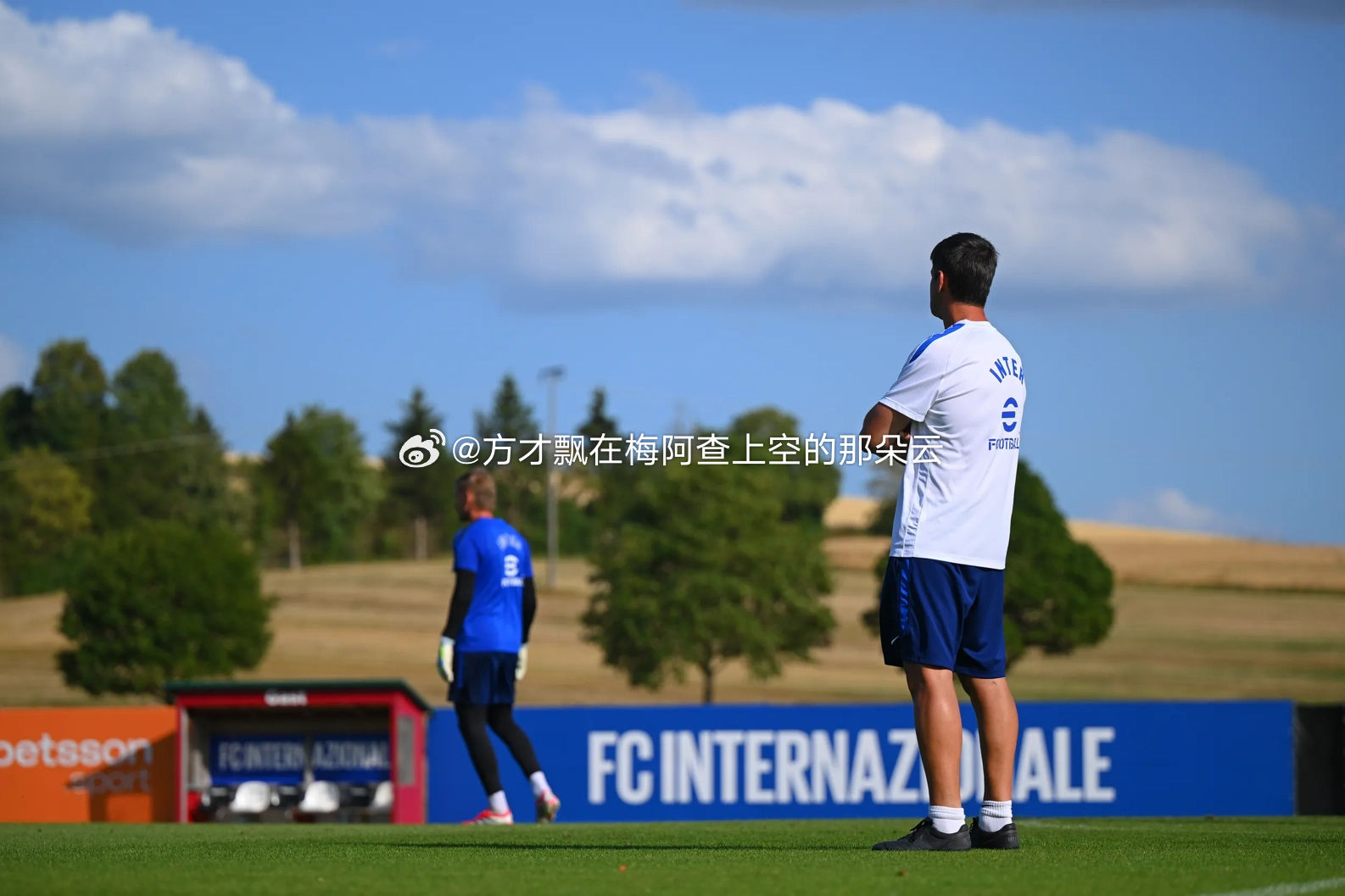 【意大利70团】国际米兰2026-27赛季教练团队白色短袖训练服 Dri-FIT