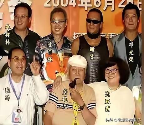 提起港圈往事，很多人听过“银色鼠队”的故事。上世纪70年代，七位港圈艺人义结金兰