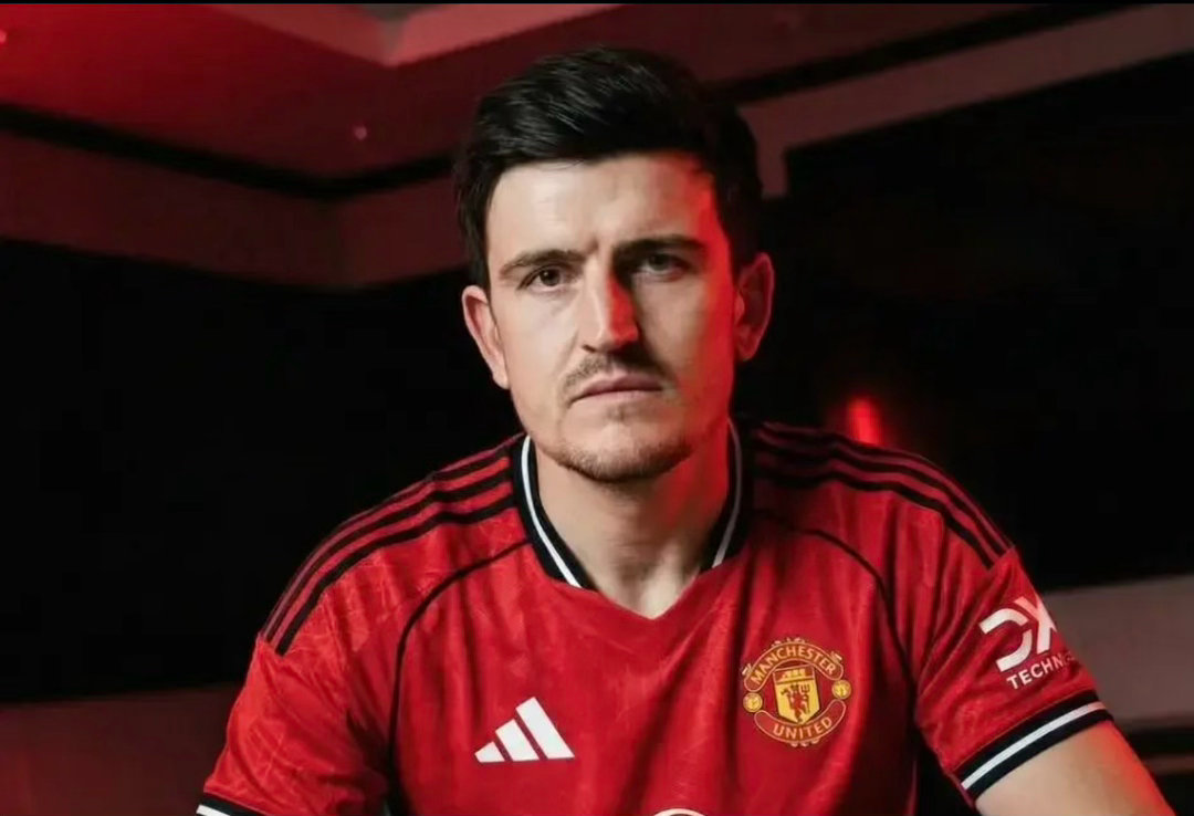 官方：马奎尔与曼联续约至2027年夏天，附带一年续约选项曼联英超联赛 北京时间4