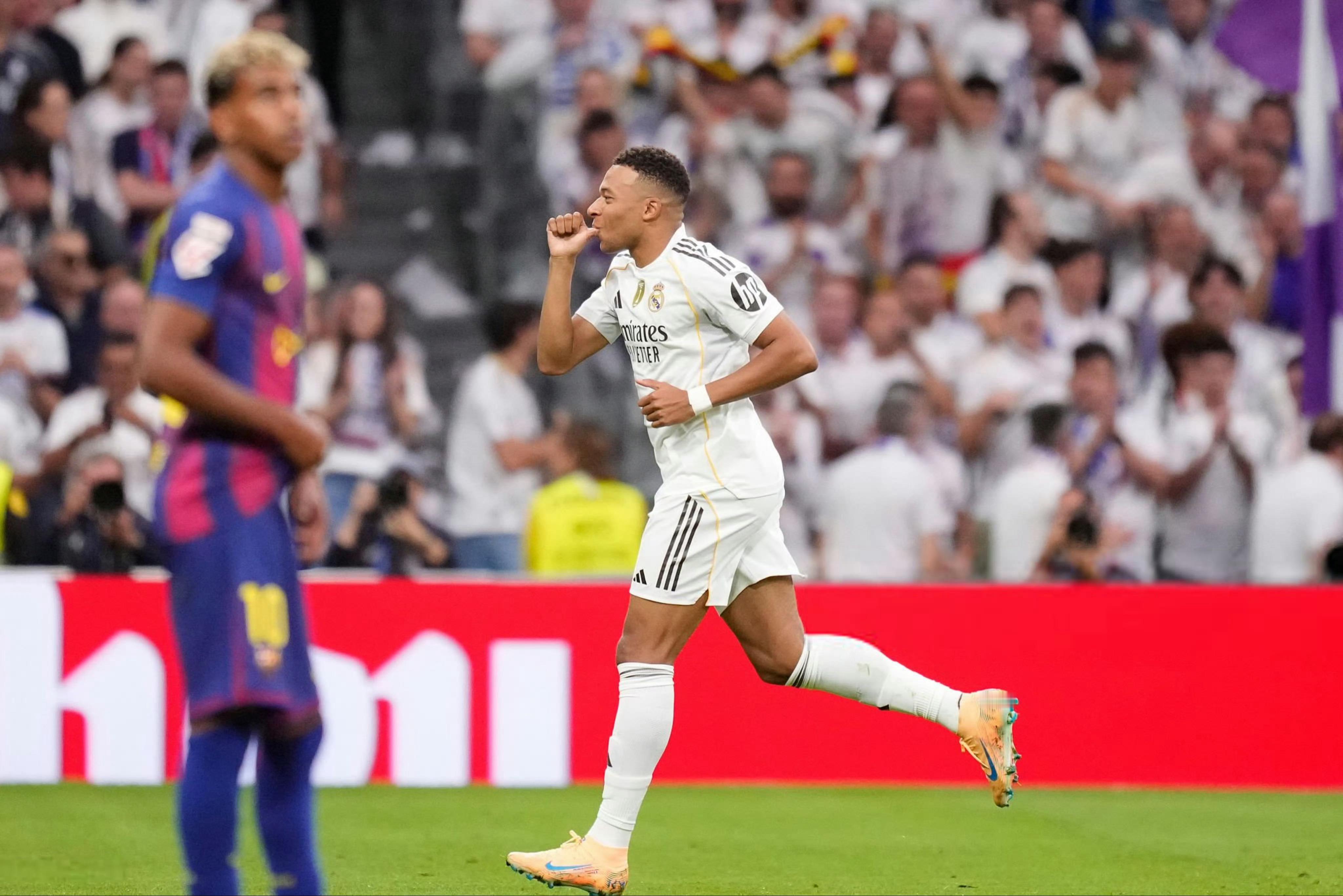 还是以前的德比好看，感觉两队一代不如一代皇马2比1巴萨皇马vs巴萨 ​​​