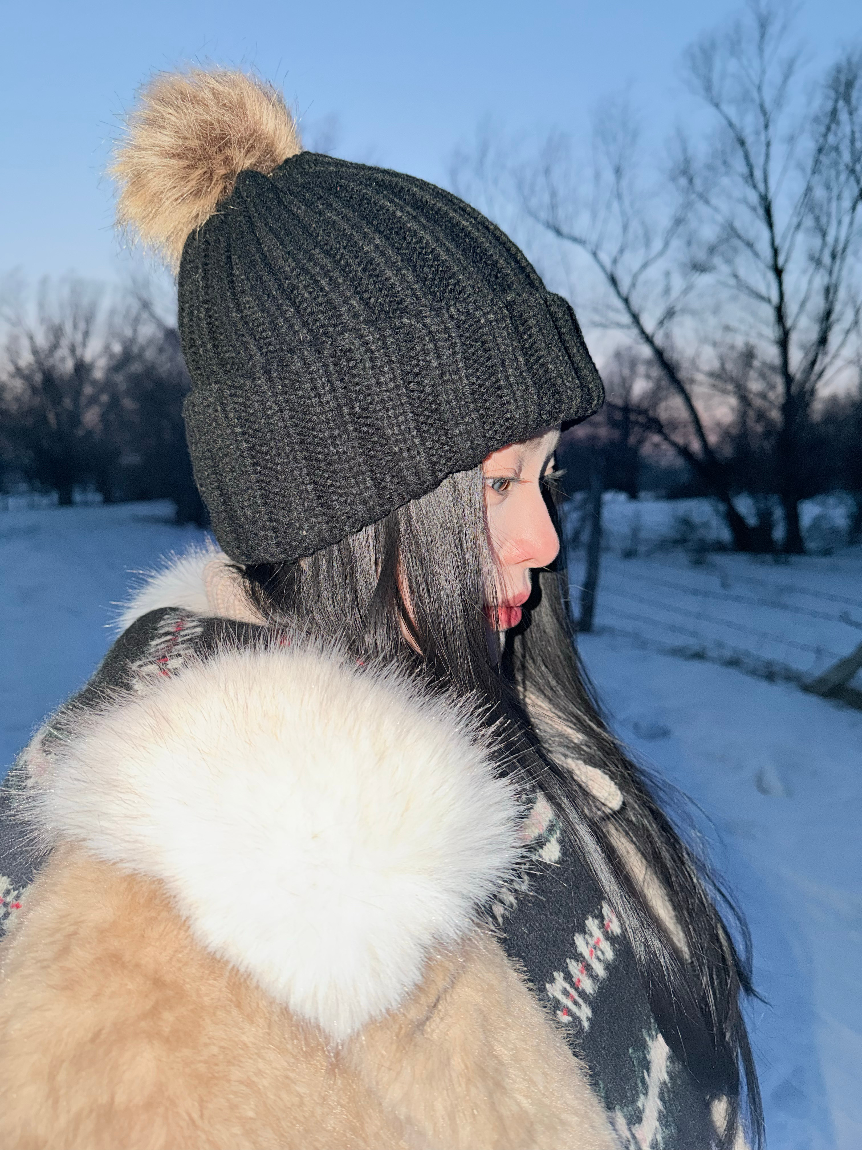 拍到了超美的落日，就是脸和手被冻麻了 