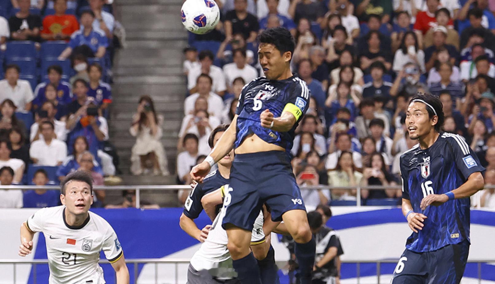 #国足vs日本# 世预赛亚洲区第三阶段C组第1轮，国足在客场挑战日本队，上半场结