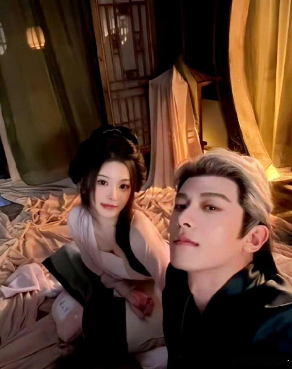 齐旻没说的话邓凯替他说了邓凯用心读懂齐旻，把角色一生的苦与温柔都讲了出来。戏里虐