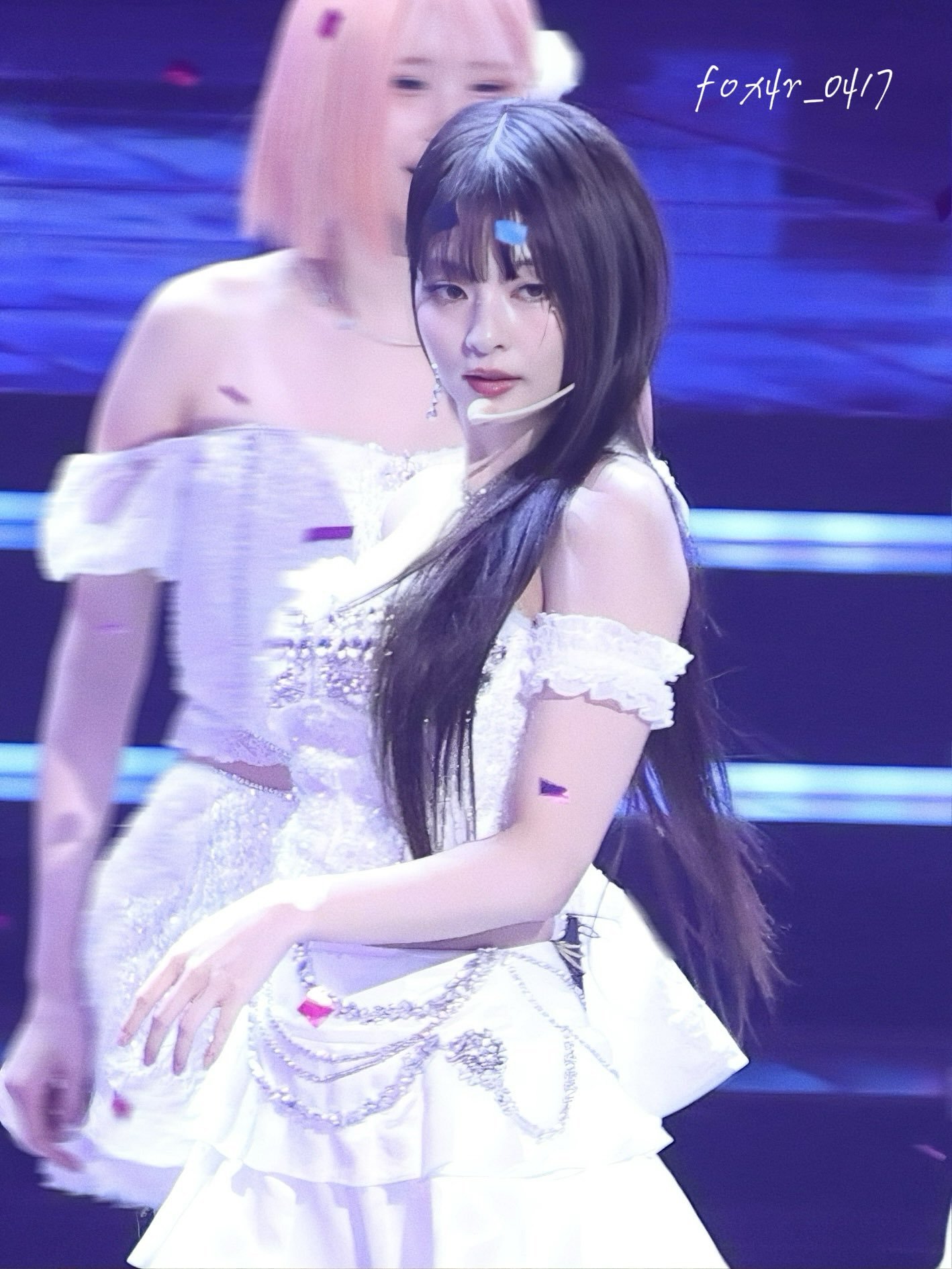 李娜炅[超话] 🐣 蜜桃笑颜李娜炅  [图片]241231 MBC歌谣大祭典 