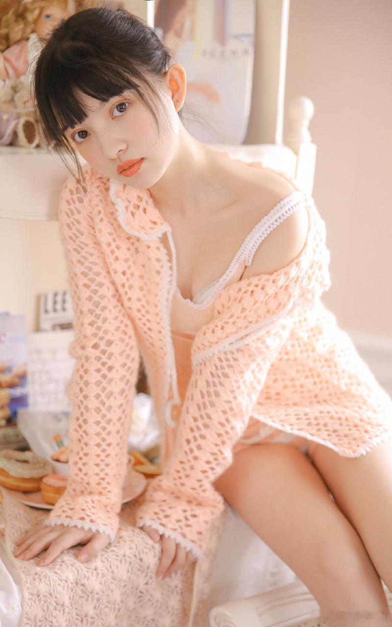 人生，哪有事事如意，生活，哪有样样顺心。所以，不和别人较真，因为不值得，不和自己