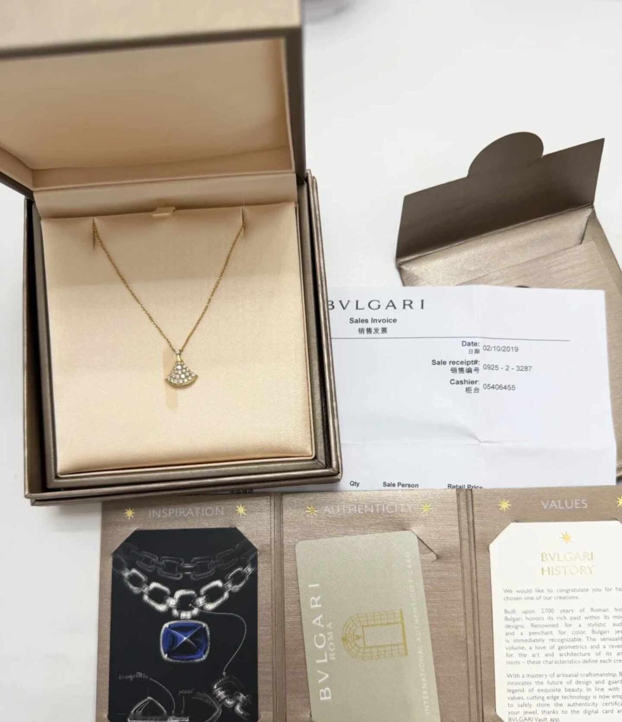 广州卖宝格丽项链被戏耍
真的被某些二手回收店气的发抖，好好出一条BVLGARI满