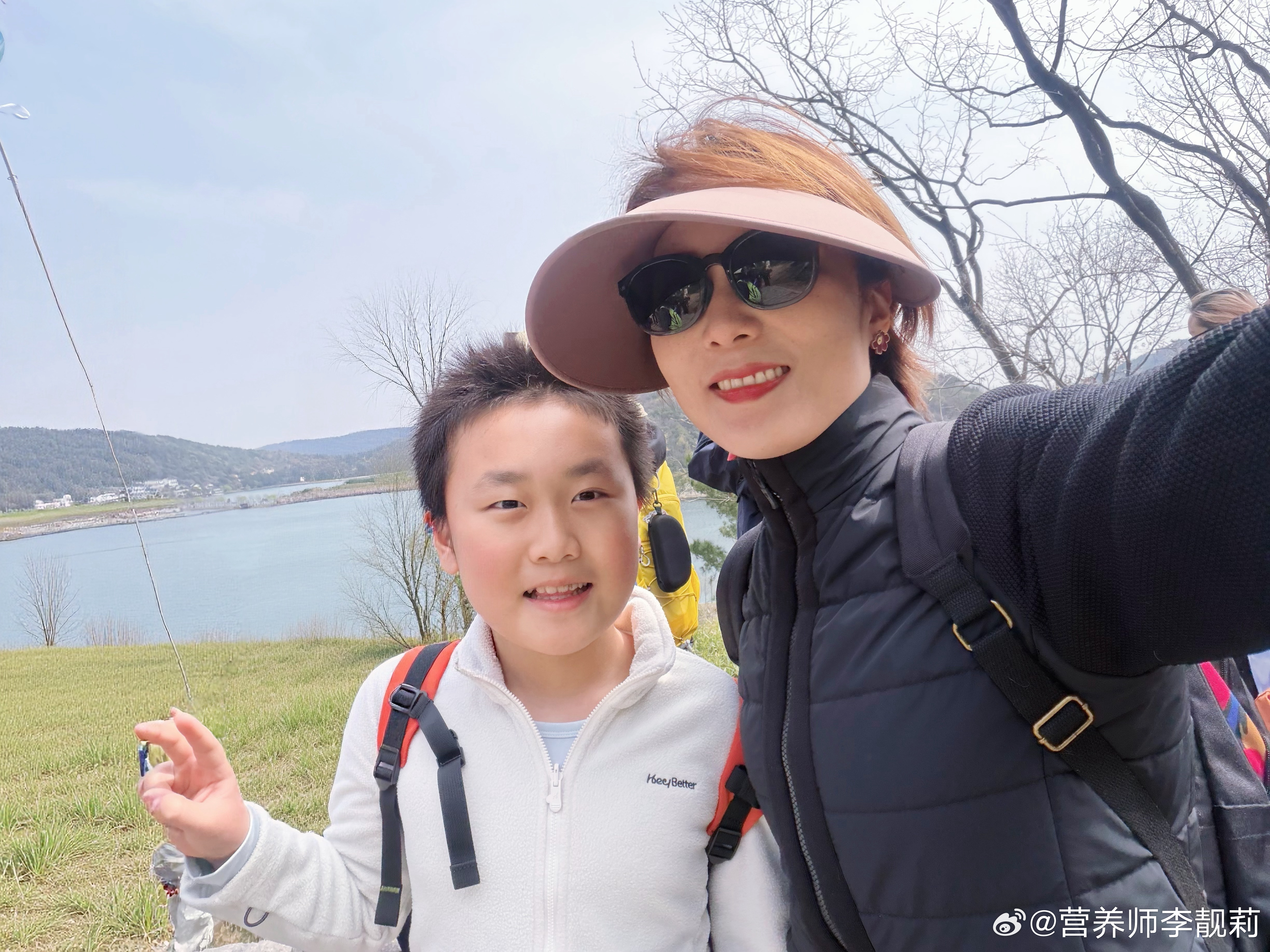 第一次参加 社区这个 山野童行 的活动也是第一次带大钱一个人出来徒步很有纪念意义