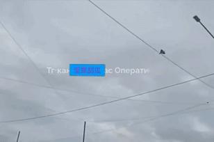 一架俄罗斯小摩托降落在克拉马托尔斯克的一个加油站，因为乌军用它们进行前线车辆加油
