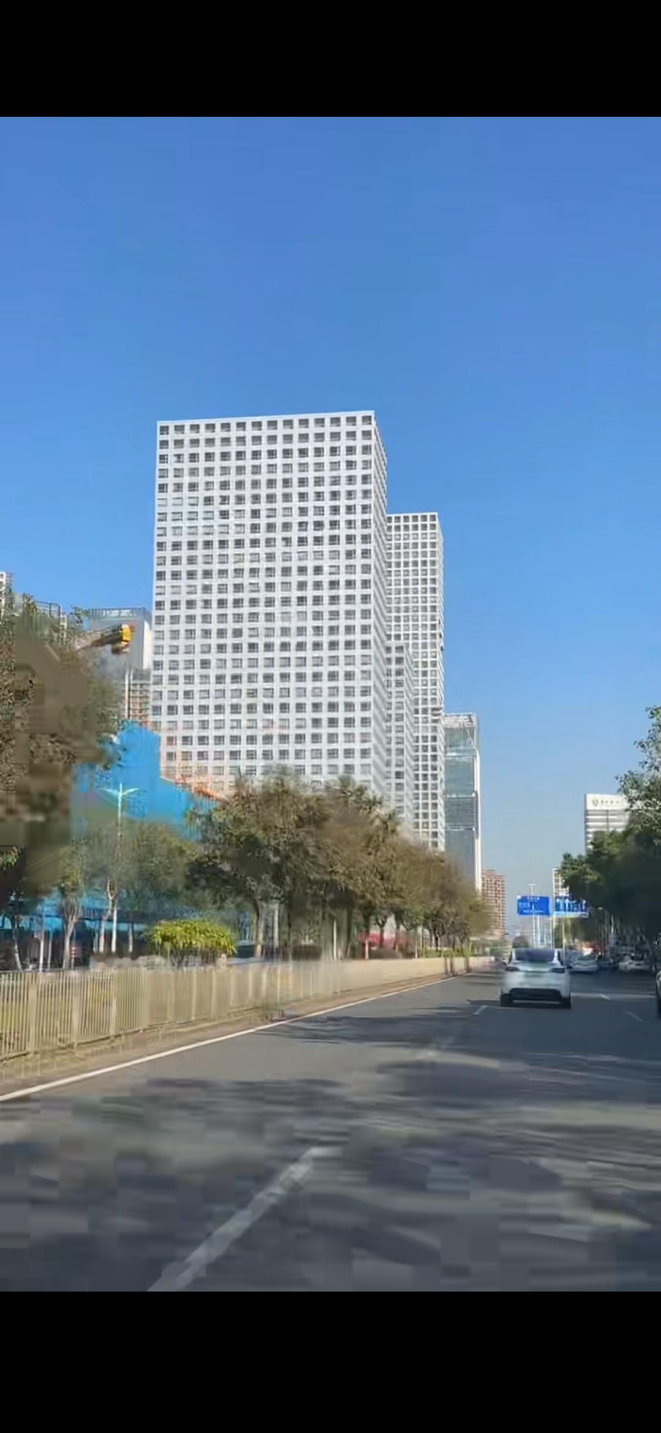 今儿天气不错，挺风和日丽的… 