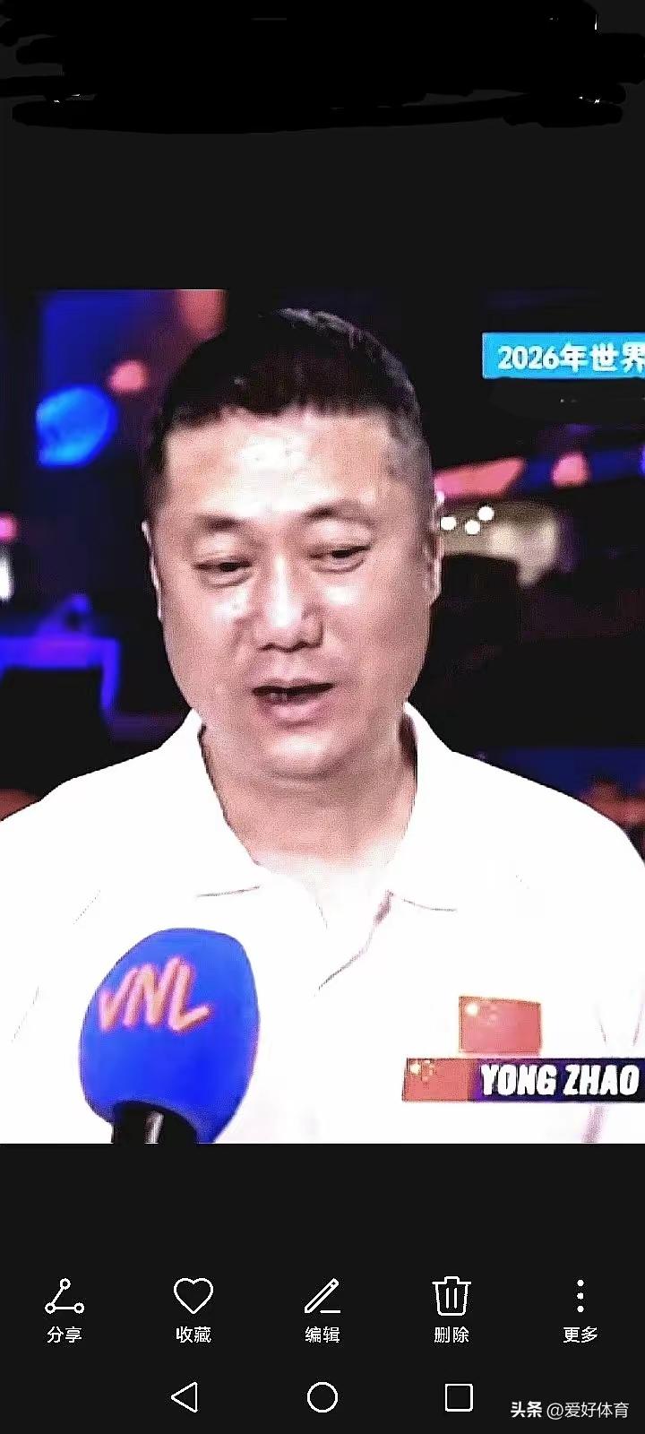 在今晚进行的世女排总决赛1/2决赛中，中国队以0:3被土耳其队横扫，无缘决赛。赛