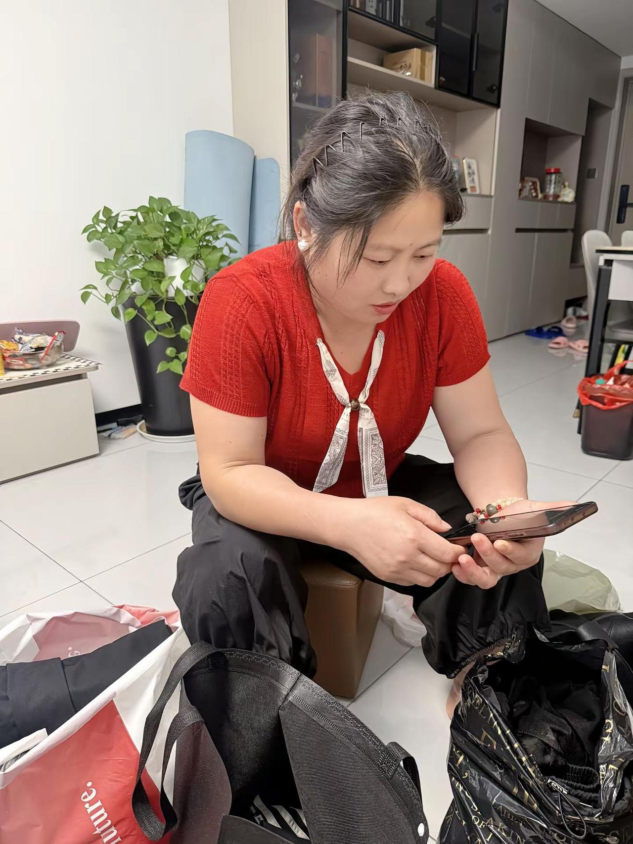 二姐打扮一下还是那么的漂亮@卖猪肉的刘师傅