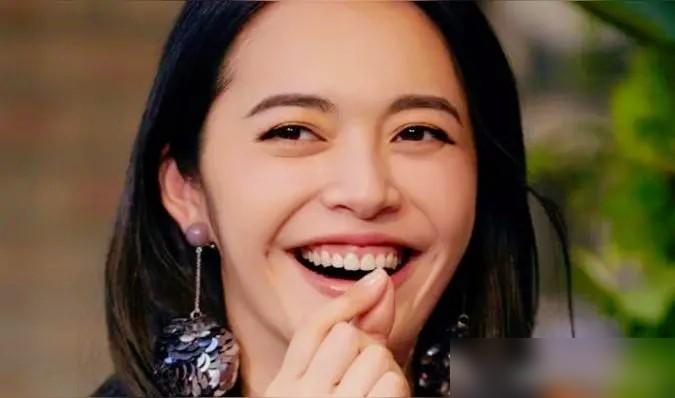 15年前被撕得体无完肤，15年后她亲手导演了一场“模范离婚”。姚晨这步棋，你根本