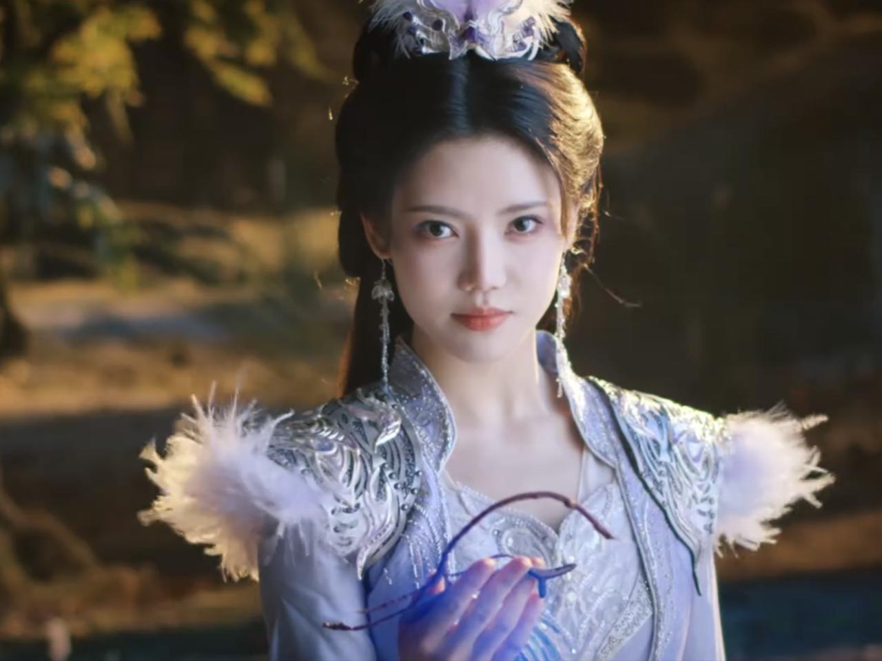 云霄仙子很漂亮有木有？人如其名，就如她的本体一样漂亮好看又强大。
我很喜欢孙珍妮