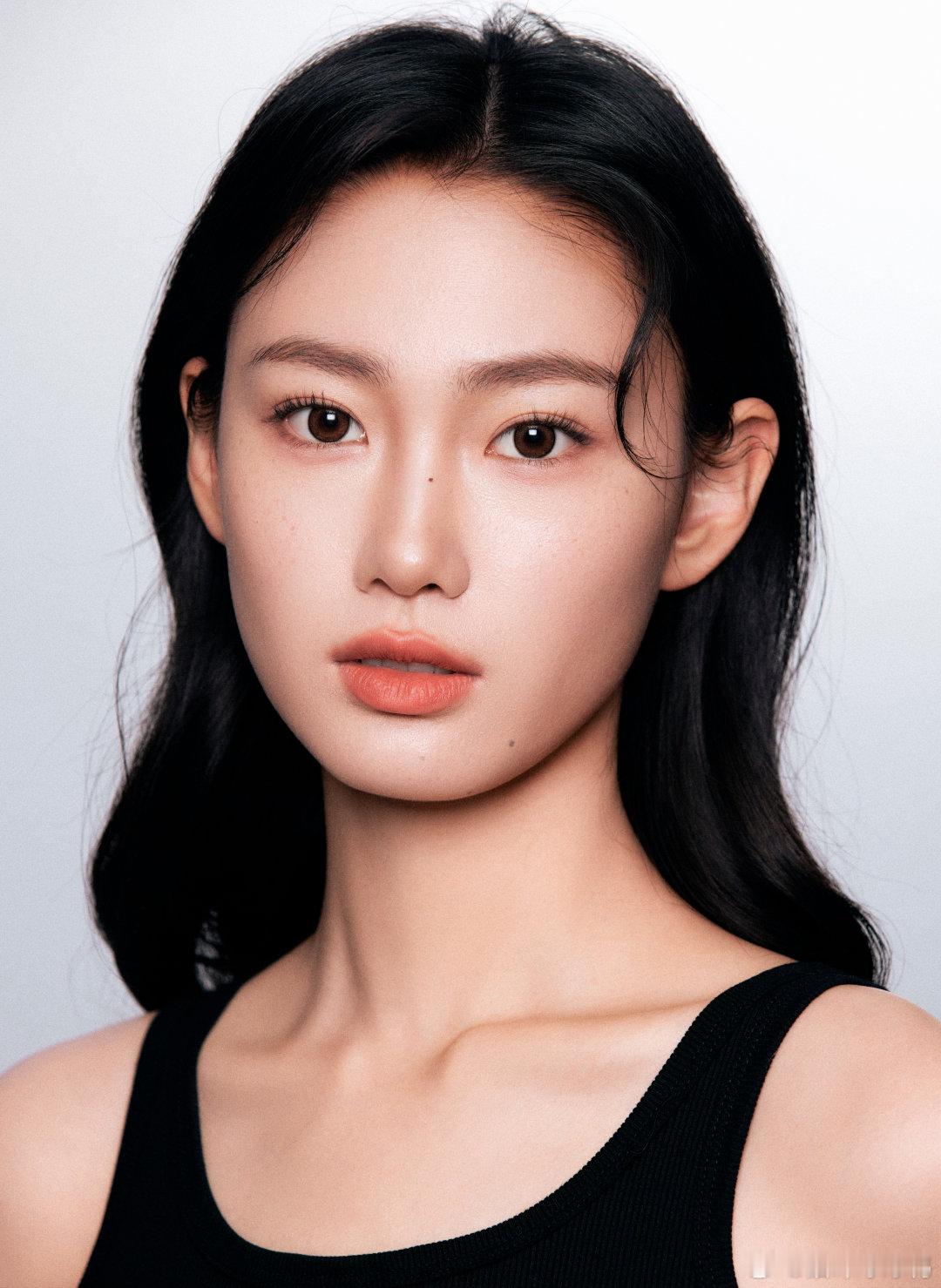 树是风吟过夏天的绿海 ​​​