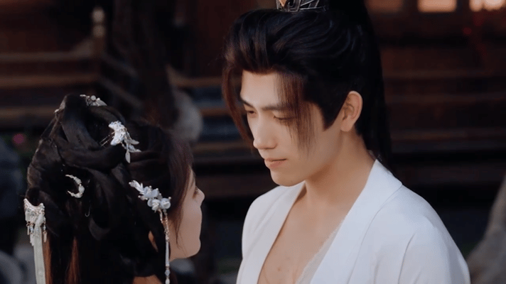 陈飞宇没和热巴签保咪协议吗陈飞宇没签保咪协议 迪丽热巴这波操作太好笑了，沉浸在自