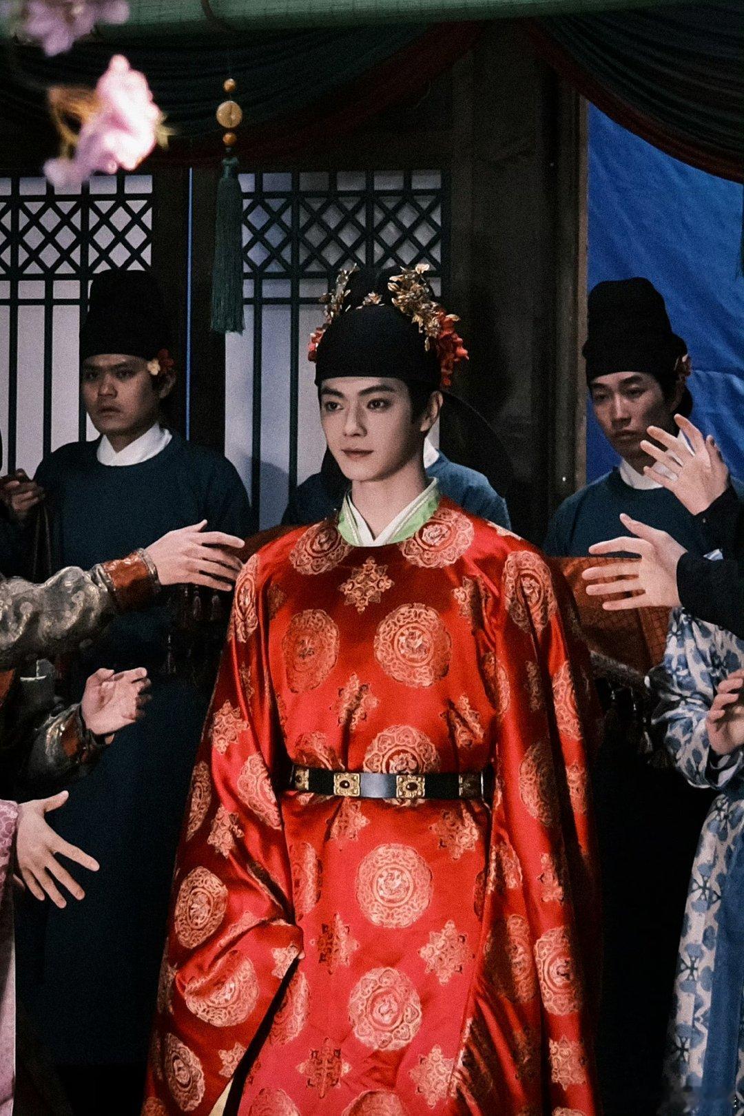 许凯梅好花烛夜许凯新郎官剧照许凯新郎官剧照，“梅”好花烛夜[期待][期待][期待
