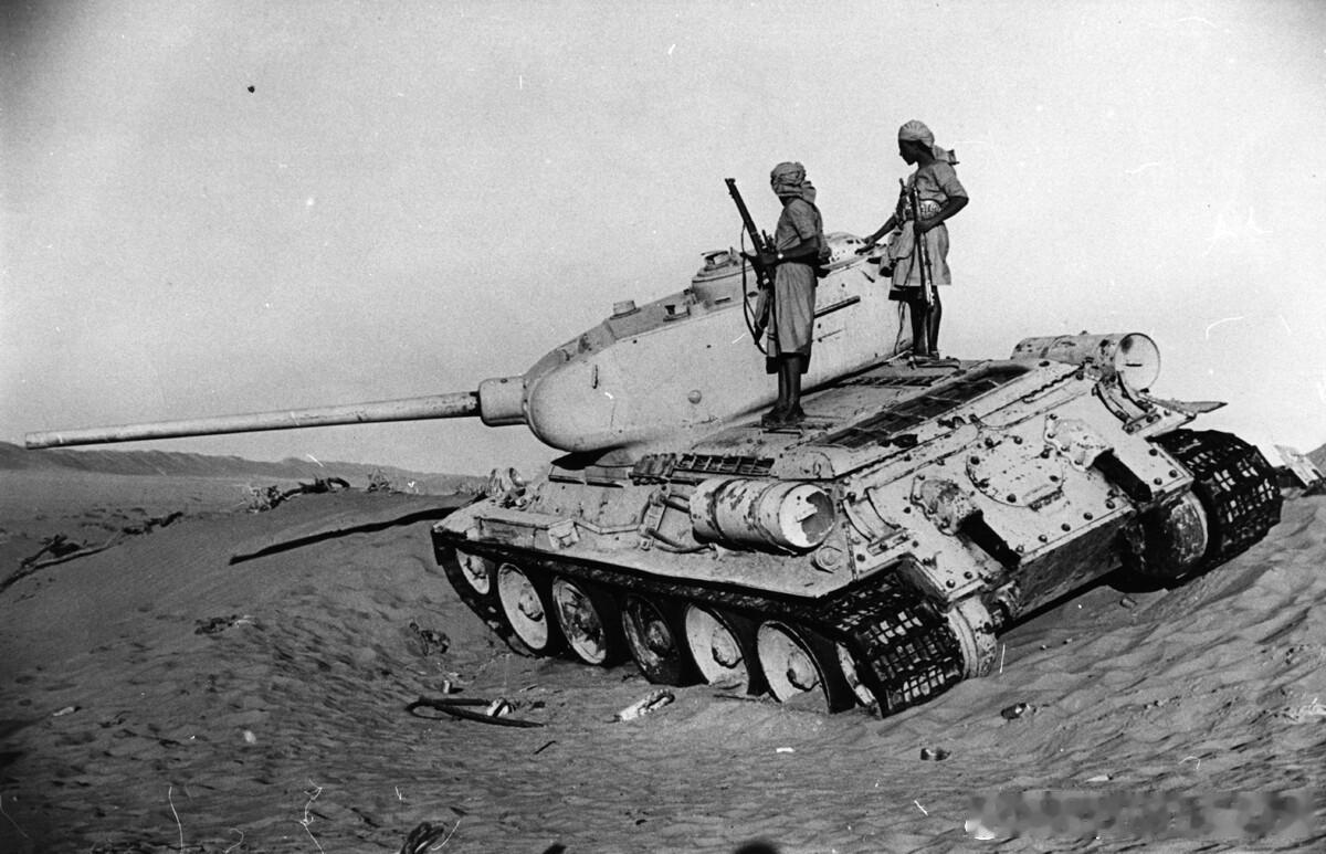 1964年在也门的T-34-85坦克军事历史全触达