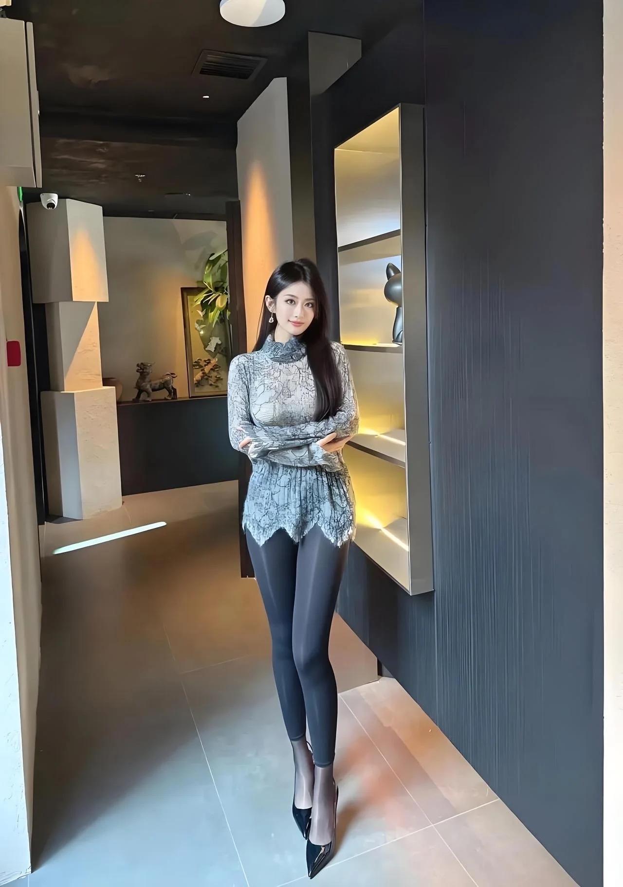 生活总是让我们遍体鳞伤，但到后来，那些受伤的地方一定会变成我们最强壮的地方。