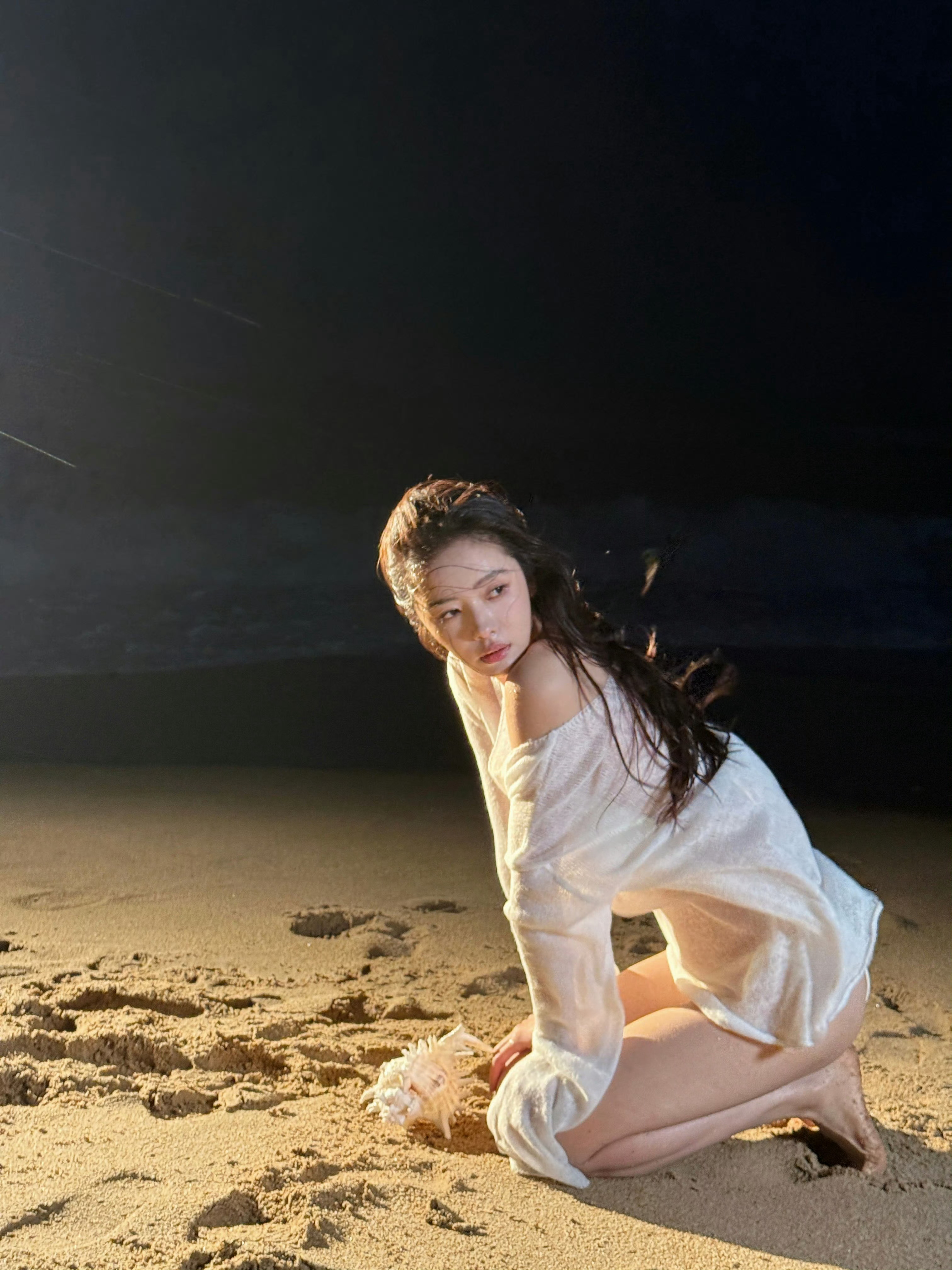 蔡文静 🌊 ELLE风尚大典海边沙滩大片 ​​​