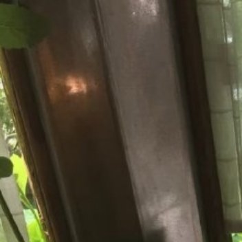 走人生的路程就像爬山一样，看起来走了许多冤枉的路，崎岖的路，但最终会到达山顶 —