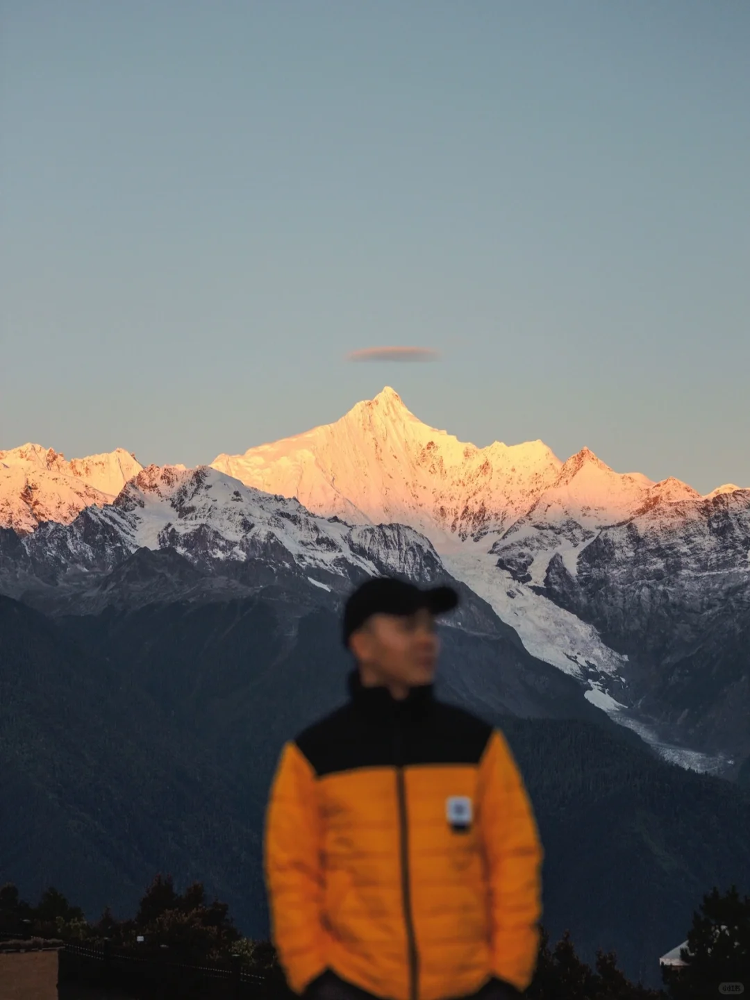 不骗你🏔️梅里雪山日照金山真的后劲很大❗️