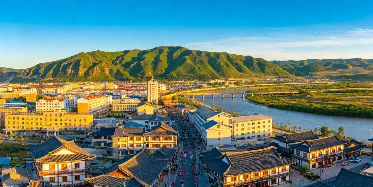 多彩延吉，魅力倍增，陪你度过整个盛夏

         盛夏的阳光洒在延吉的大