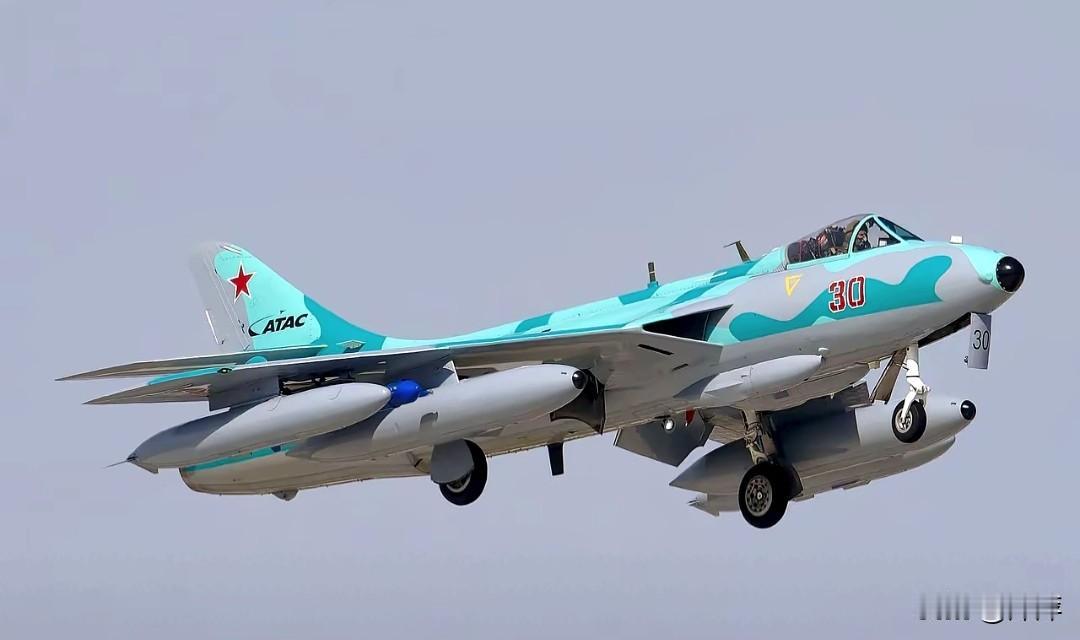 英国霍克·西德利公司研制的霍克“猎人”Mk 58。1951年首飞、1954年服役