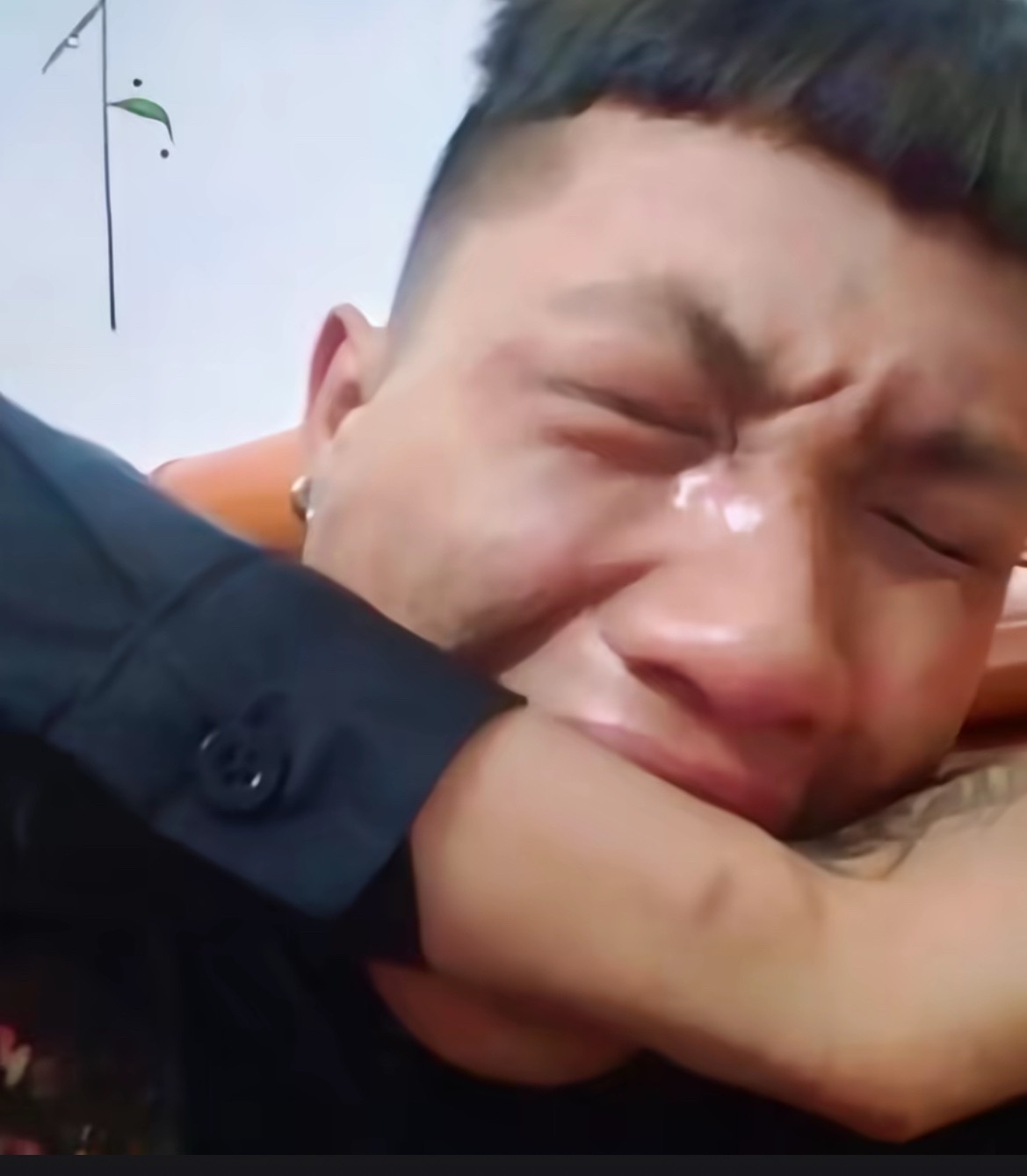 我躺床上看自深深处： 