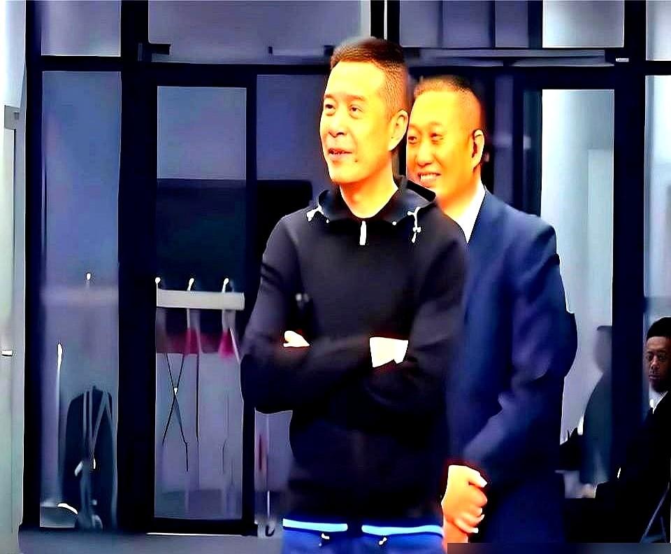 场均4分的边缘蓝领，换个主帅，直接砸出17分9板的王炸。
　　战喀麦隆，焦泊乔彻