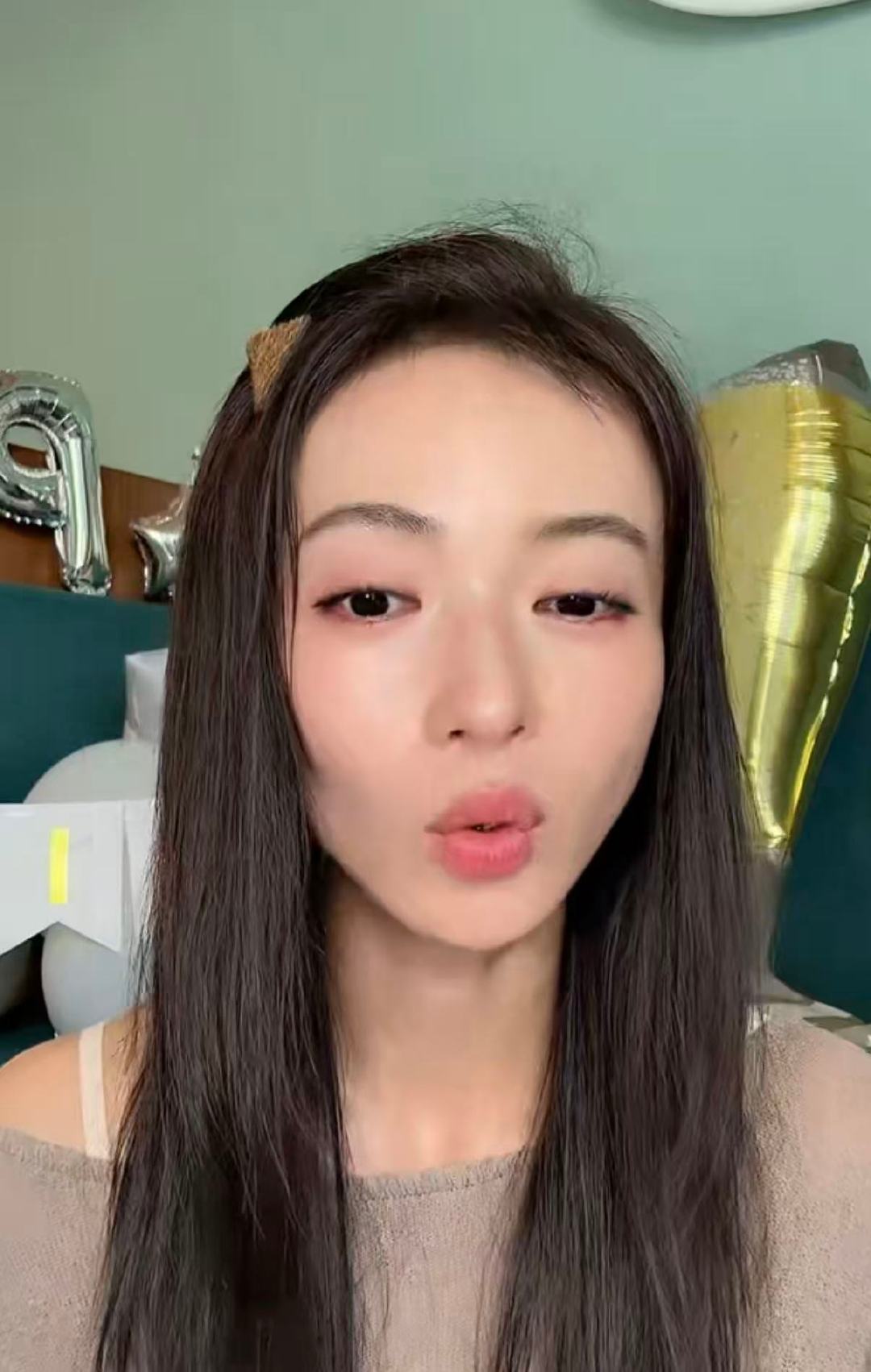 吴谨言很想尝试自己配音吴谨言不强求凤不栖用原声 吴谨言生日直播透露已跟制片人说了